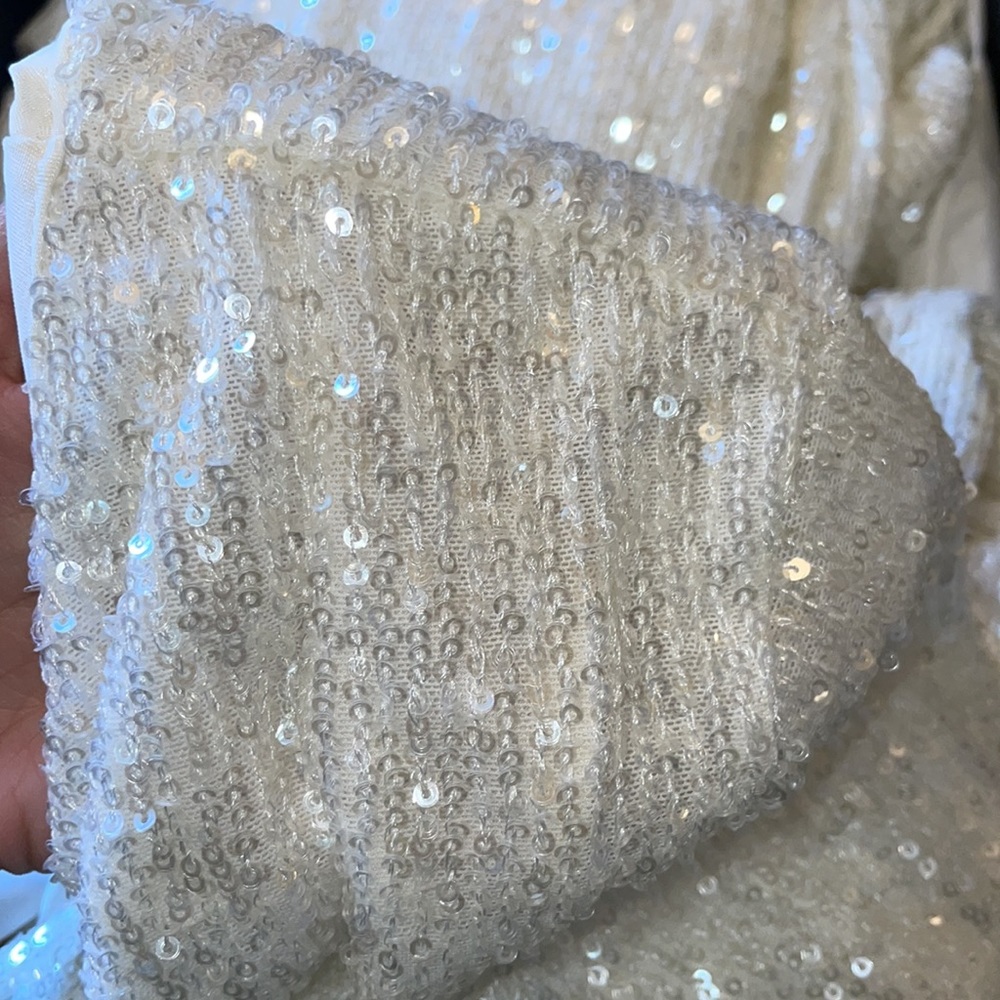 LURELLY SEQUIN GOWN (NWT) (WEDDING) - Picture 4 of 8